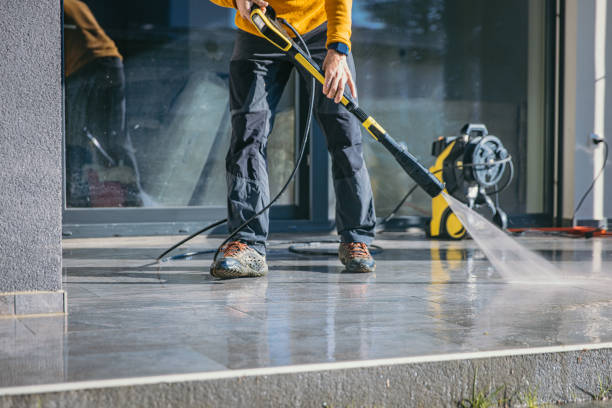 Best Sidewalk and Walkway Cleaning  in Queens Gate, PA